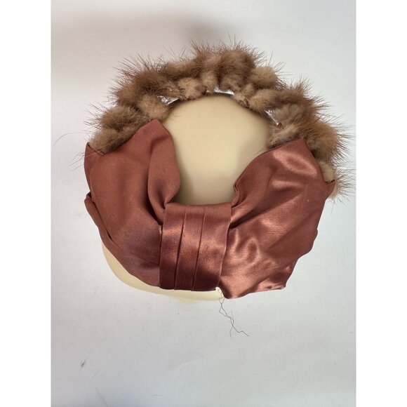 Vintage 1940s Satin & Fur Fascinator Hat main image 10